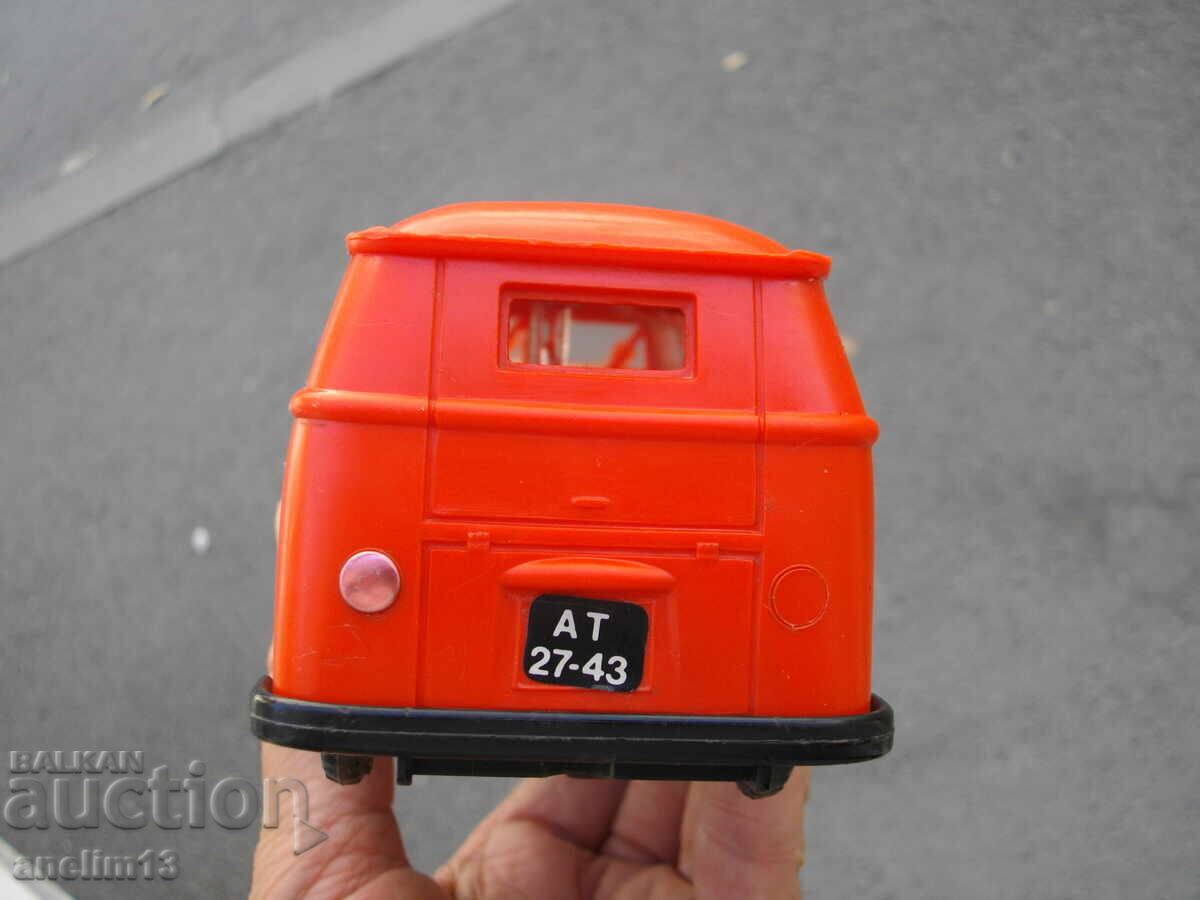 SOCIAL PLASTIC CAR VOLKSWAGEN BUS VOLKSWAGEN VW - 6