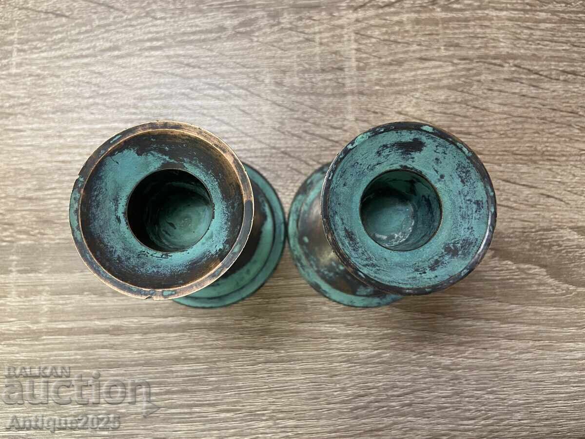 Старинни месингови свещници, комплект от два броя с цена 45.00 лв. | € 23.01 Старинни месингови свещници, комплект от два броя с цена 45.00 лв. | € 23.01