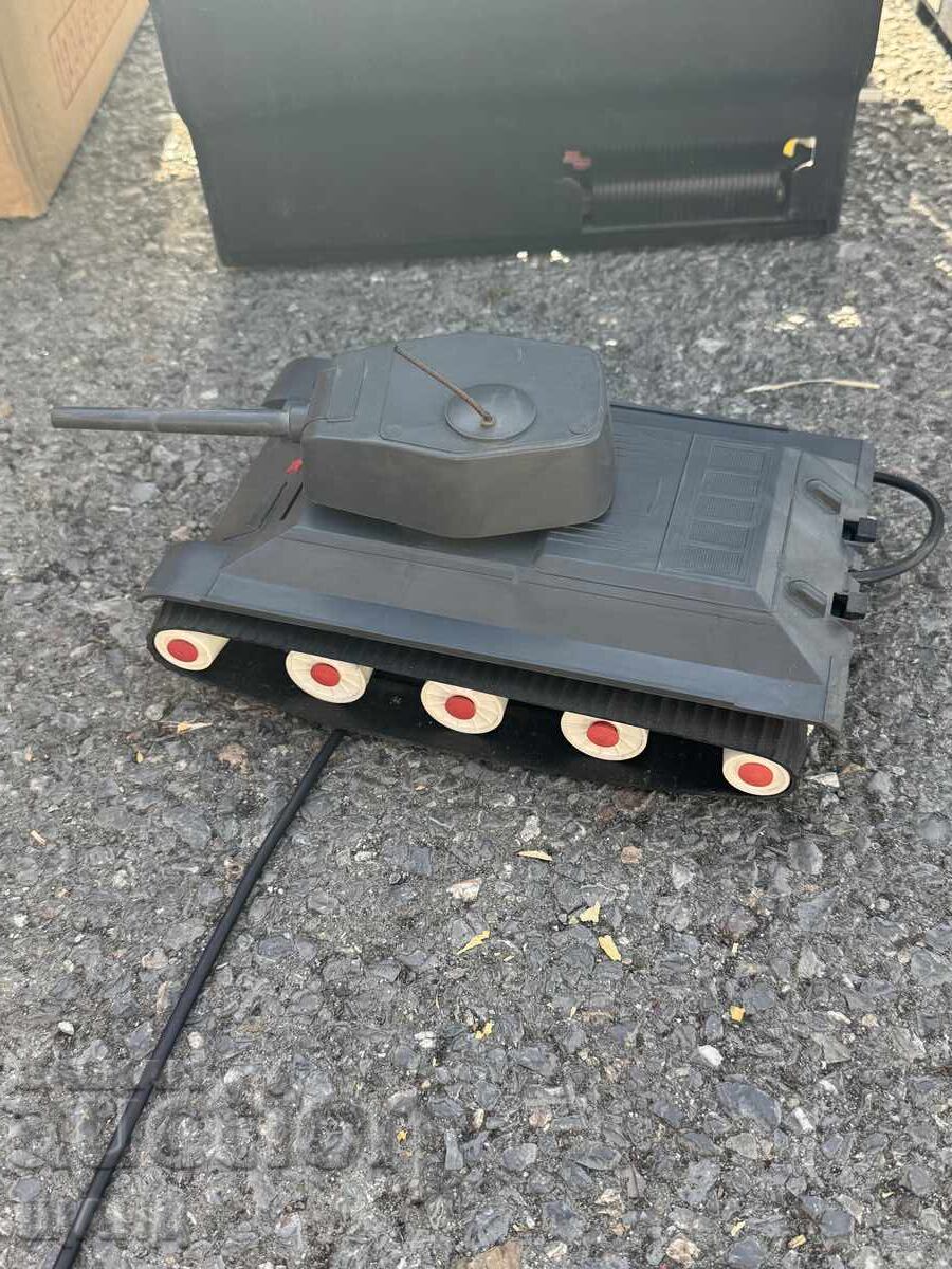 Παράδοση Παλιό Ρωσικό πλαστικό παιχνίδι μοντέλο τανκ με κουτί