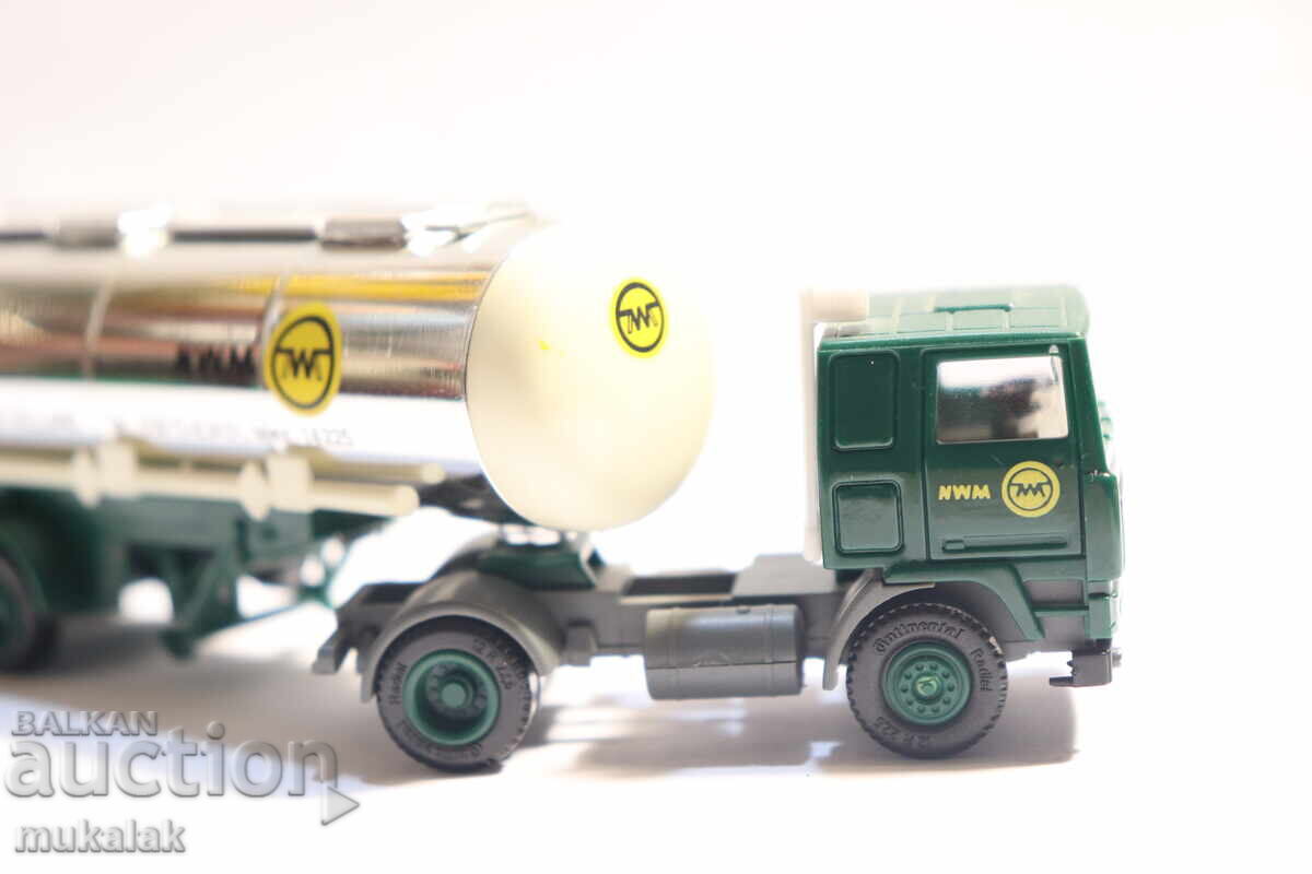 HERPA H0 1/87 VOLVO CAMION CISTERNĂ TIR MODEL COLIȚĂ - 6 HERPA H0 1/87 VOLVO CAMION CISTERNĂ TIR MODEL COLIȚĂ - 6