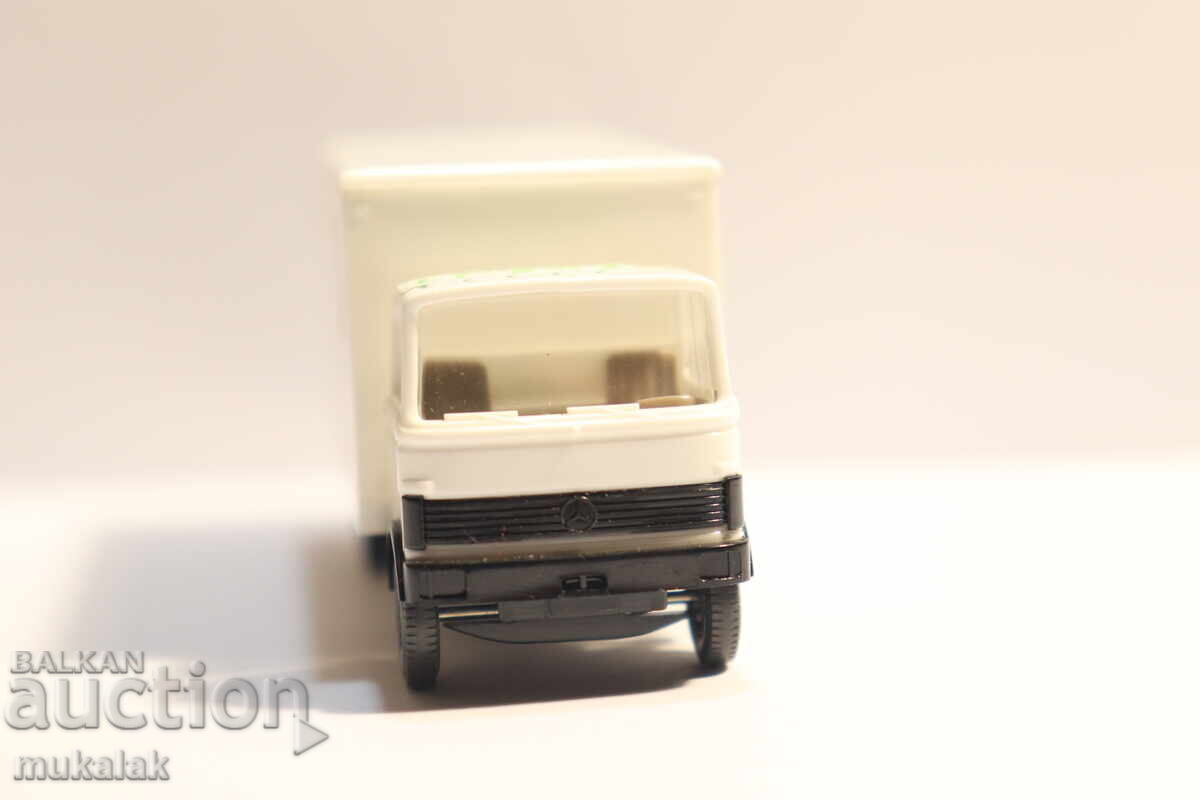 Licitație WIKING H0 1/87 MERCEDES CAMION TIR MODEL Licitație WIKING H0 1/87 MERCEDES CAMION TIR MODEL