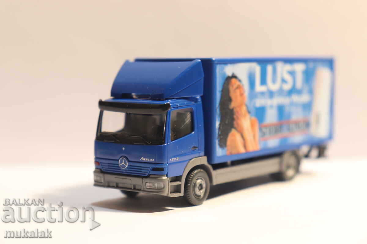 Wiking H0 1/87 MERCEDES ATEGO TRUCK MODEL TIR with price 15.00 BGN | € 7.67