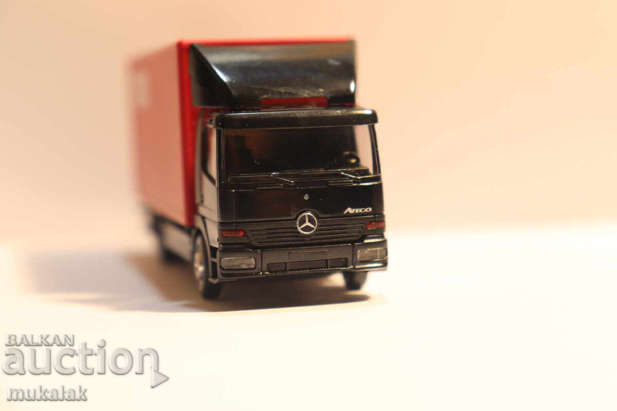 Auction  Wiking H0 1/87 MERCEDES ATEGO TRUCK MODEL TIR