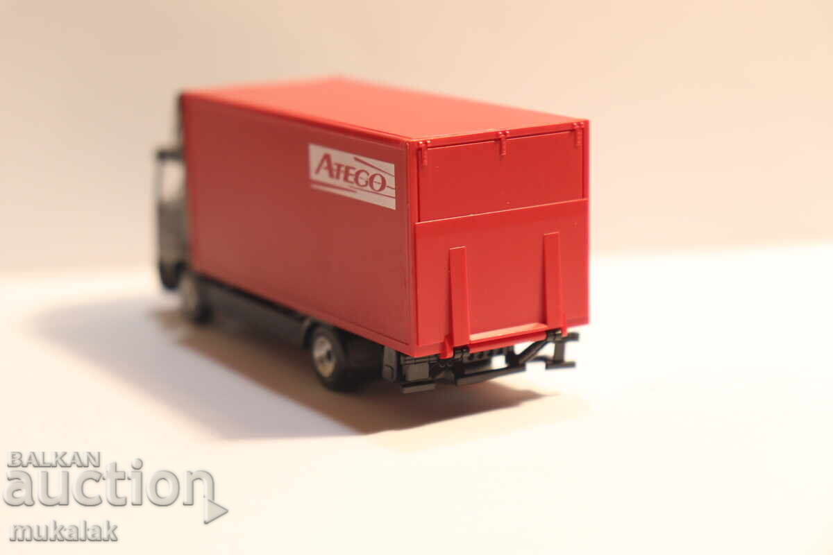Wiking H0 1/87 MERCEDES ATEGO TRUCK MODEL TIR - 5