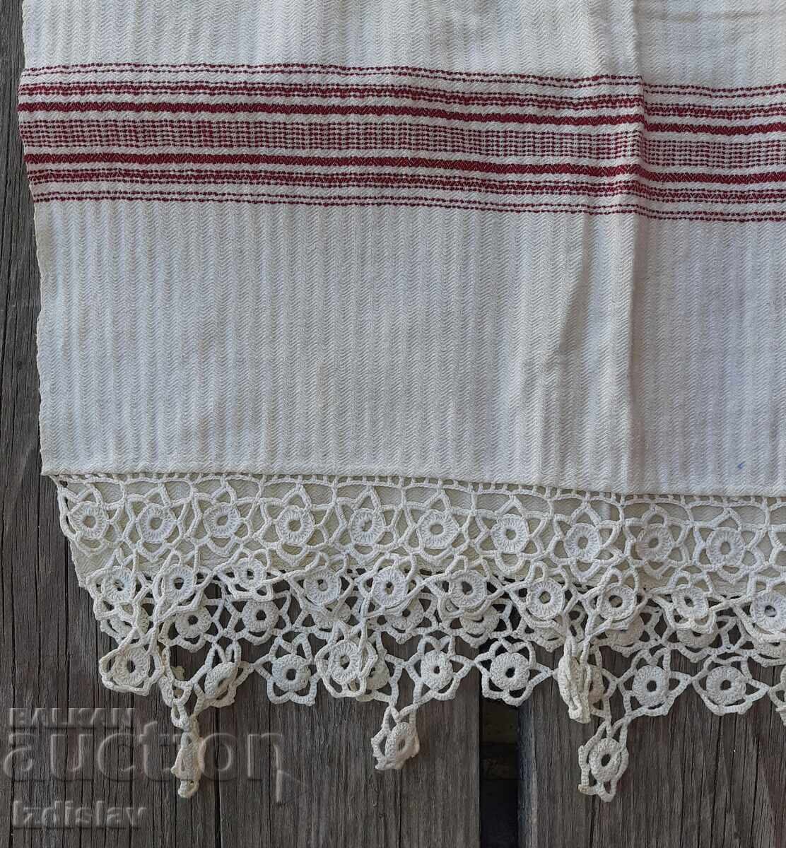 Аукцион Тъкана кърпа,месал с ръчна дантела