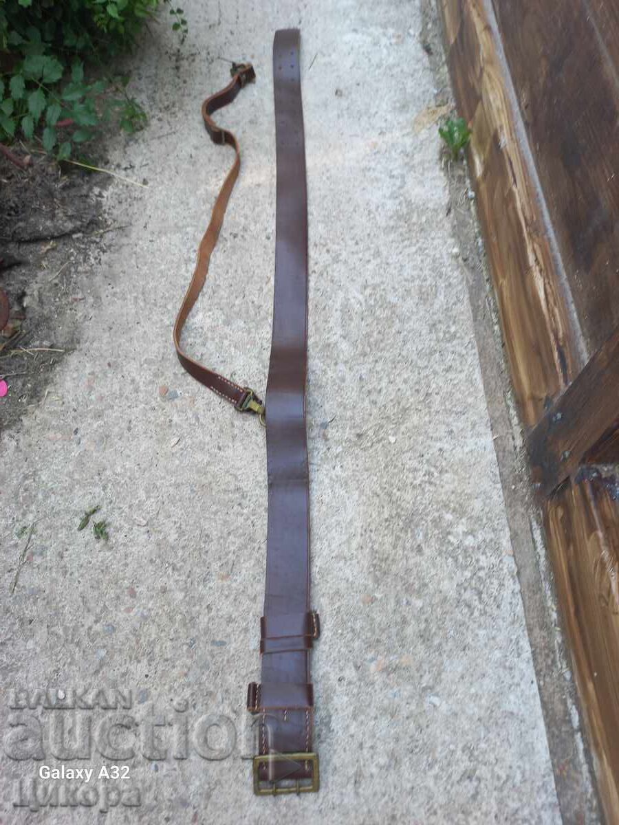 Centură militară de ofițer VECHE, NOUĂ, cu portjartier cu preț 200.00 BGN | € 102.26