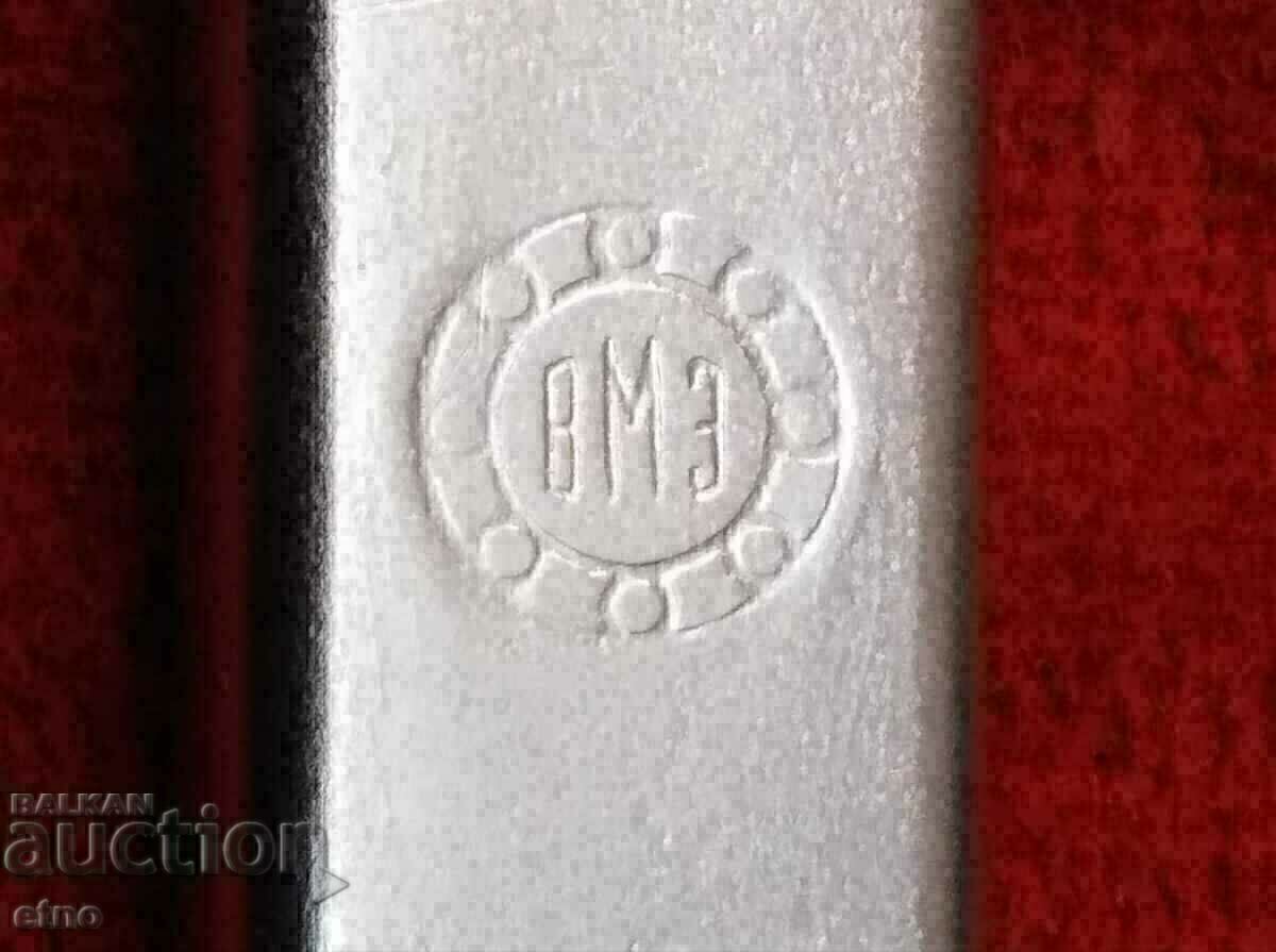 1989 «KV-1», SOPOT, ΣΥΝΔΥΑΣΜΕΝΟ ΜΑΧΑΙΡΙ SOPOT με τιμή 120.00 BGN | € 61.36