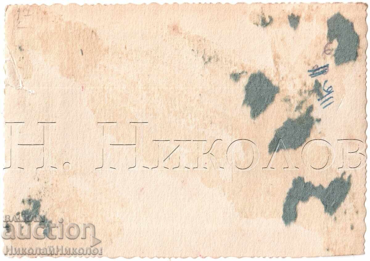 FOTOGRAFIE VECHE CU CULEGEREA PORUMBULUI E146 cu preț 3.00 BGN | € 1.53