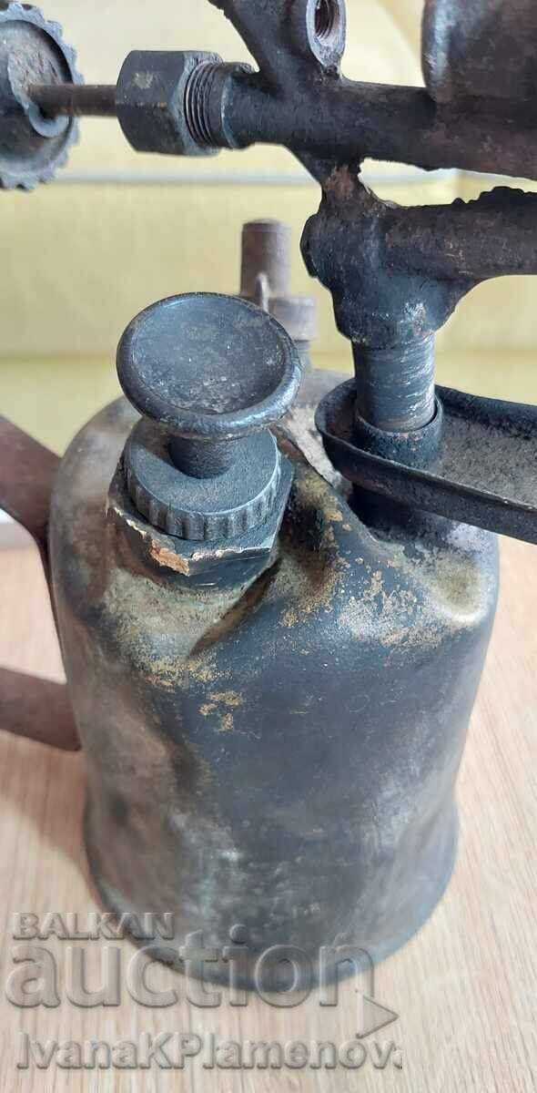 Delivery of Vintage Brass Gasoline Lamp (From the USSR) Delivery of Vintage Brass Gasoline Lamp (From the USSR)