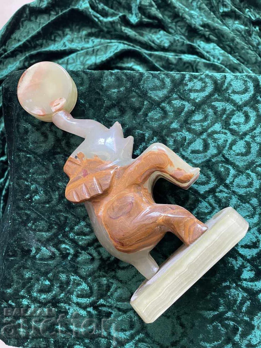 Auction  Elephant clock, onyx, 21 cm height