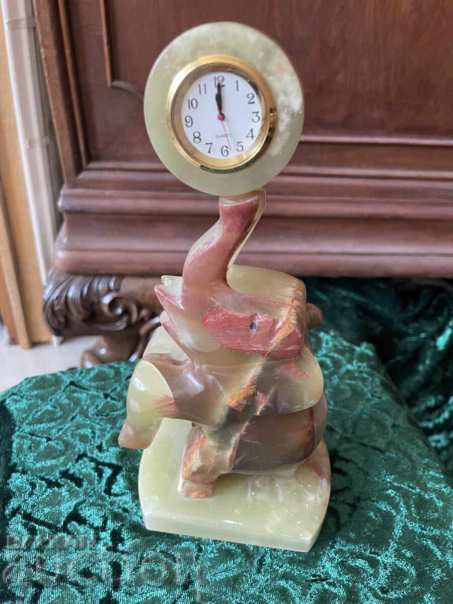 Elephant clock, onyx, 21 cm height