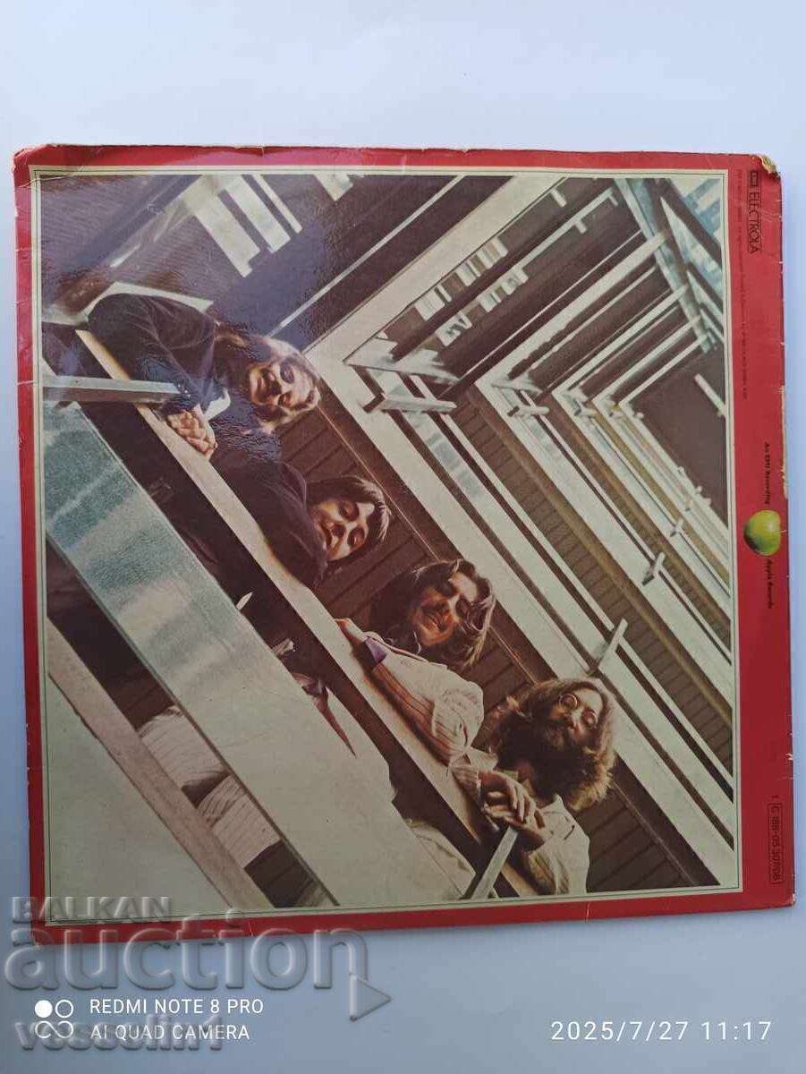 Licitație 2 discuri de vinil vechi The Beatles vinil Beatles disc Licitație 2 discuri de vinil vechi The Beatles vinil Beatles disc