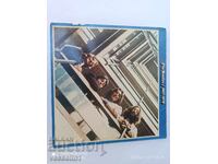 2 стари грамофонни плочи на the Beatles винил Бийтълс плоча