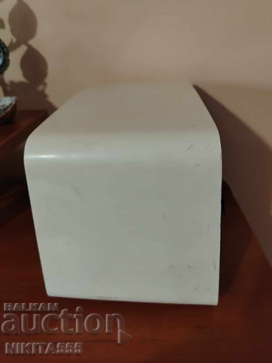 Παράδοση Μικρό βακελιτένιο ραδιόφωνο PHILIPS PHILETTA - 1959