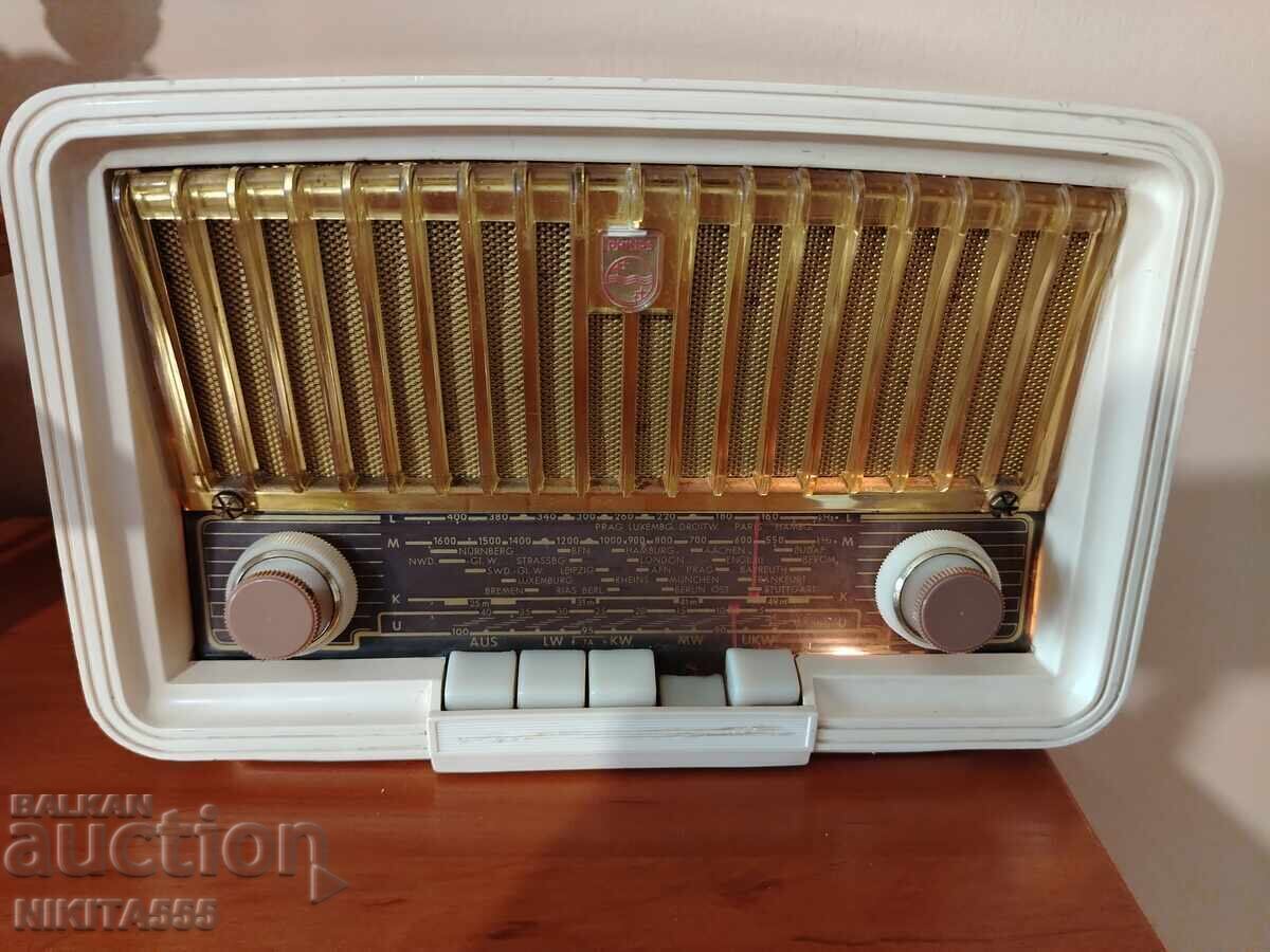 Μικρό βακελιτένιο ραδιόφωνο PHILIPS PHILETTA - 1959 - 7