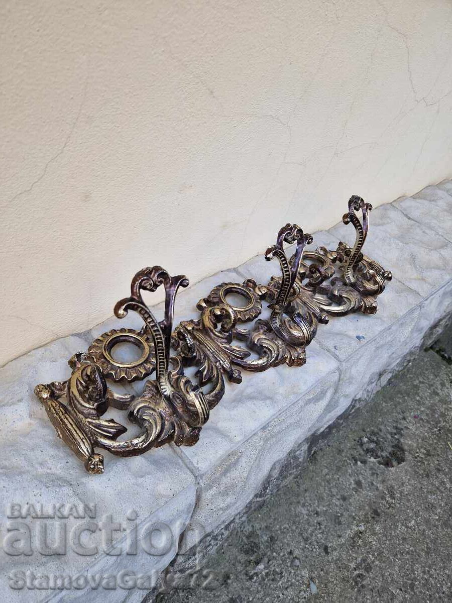 Umeraș metalic antic minunat - 6 Umeraș metalic antic minunat - 6