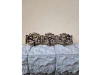 Umeraș metalic antic minunat