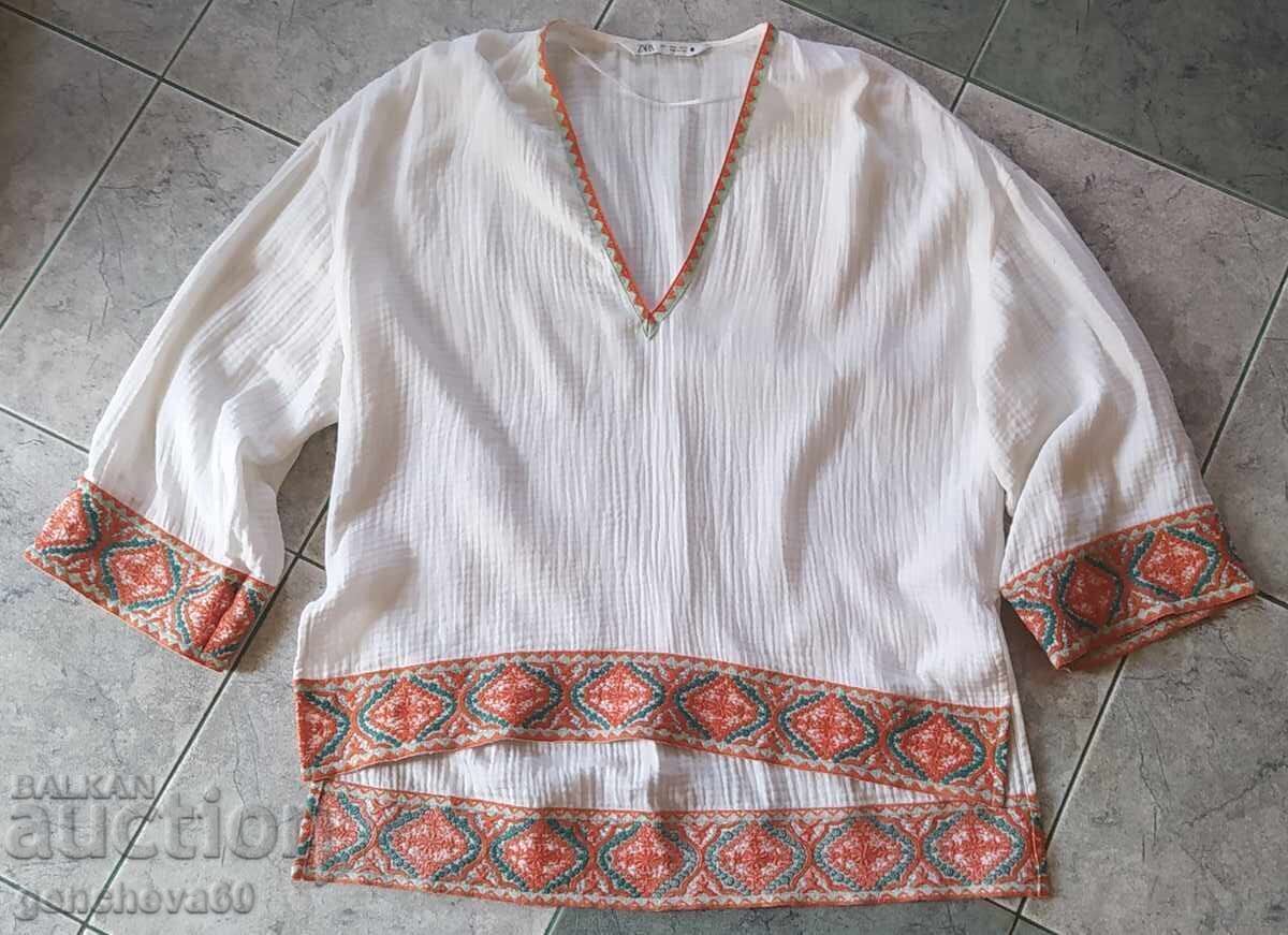 Licitație Bluză frumoasă ZARA cu broderie mecanică