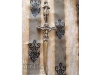 Cuțit pentru scrisori, decorațiune