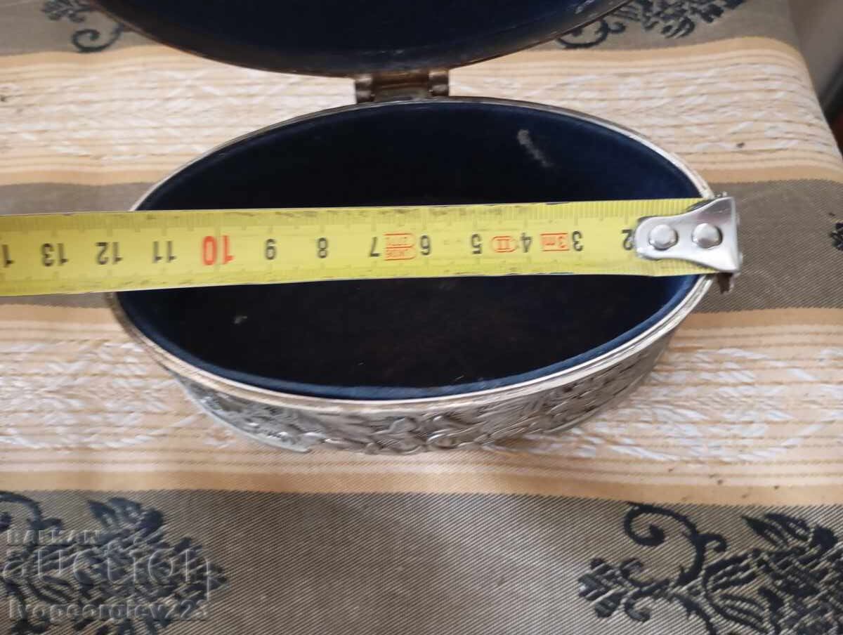 Доставка на Кутийка за бижута арт деко стил Доставка на Кутийка за бижута арт деко стил