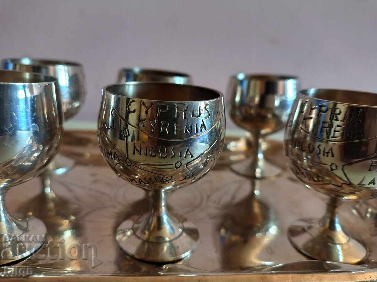 Аукцион Страхотен Посребрен Сервиз