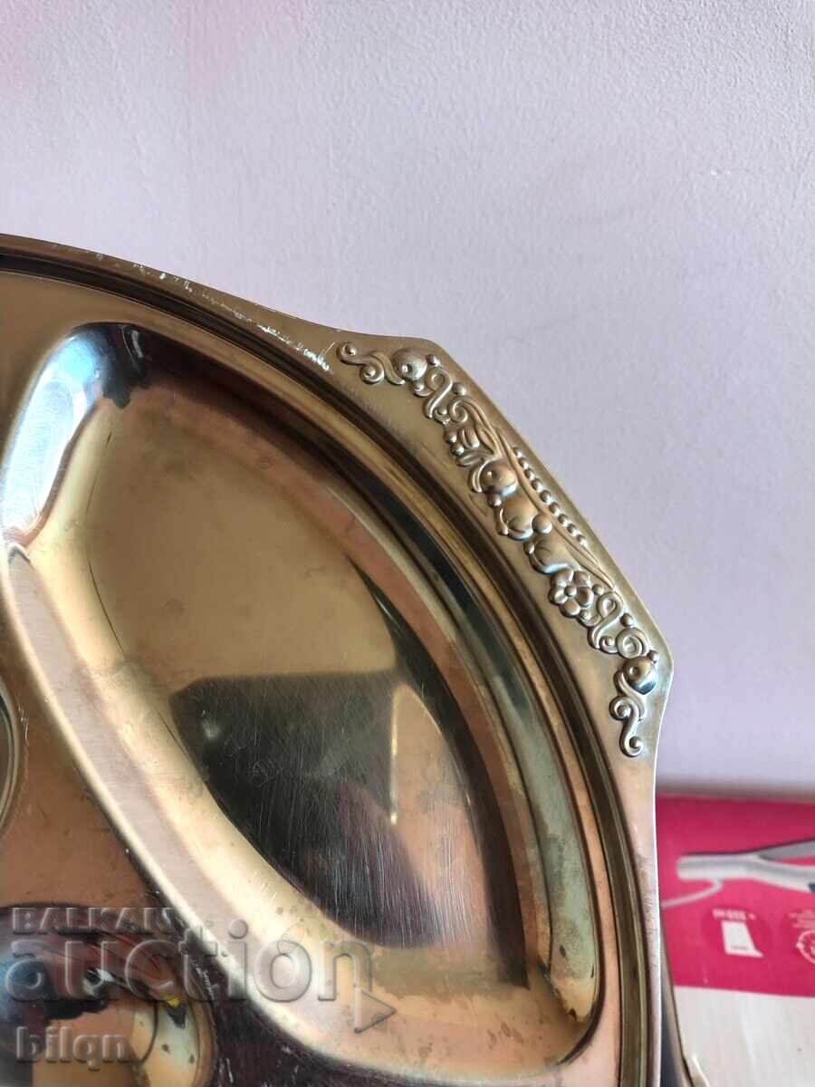 Доставка на Страхотни Яйчени Плата Доставка на Страхотни Яйчени Плата