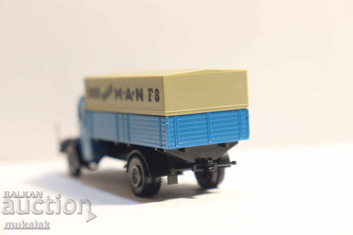 Livrarea BREKINA H0 1/87 CAMION MAN MODEL MAȘINUȚĂ
