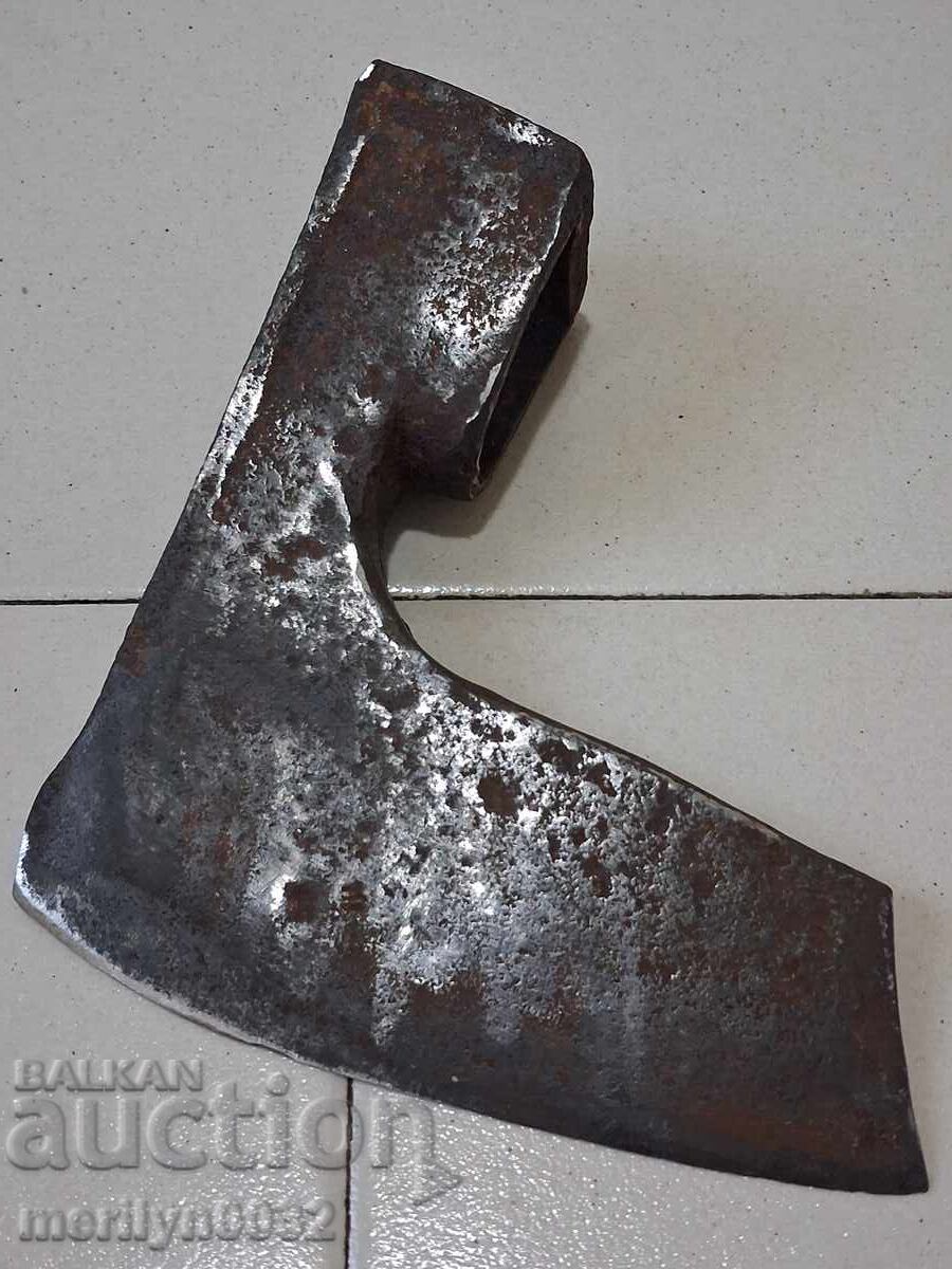 Стара брадва топор инструмент  ковано желязо - 5