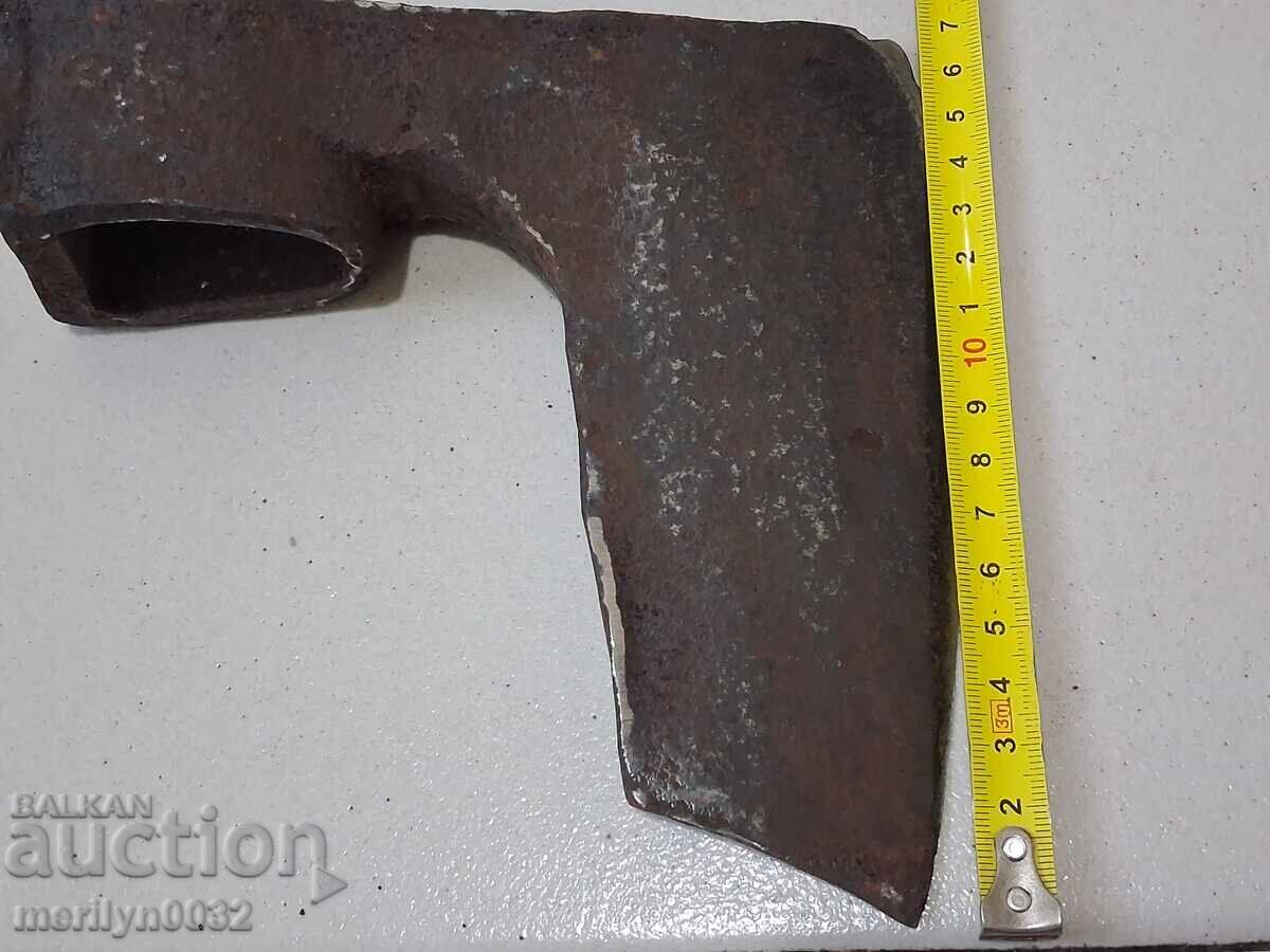 Стара брадва топор инструмент  ковано желязо - 7