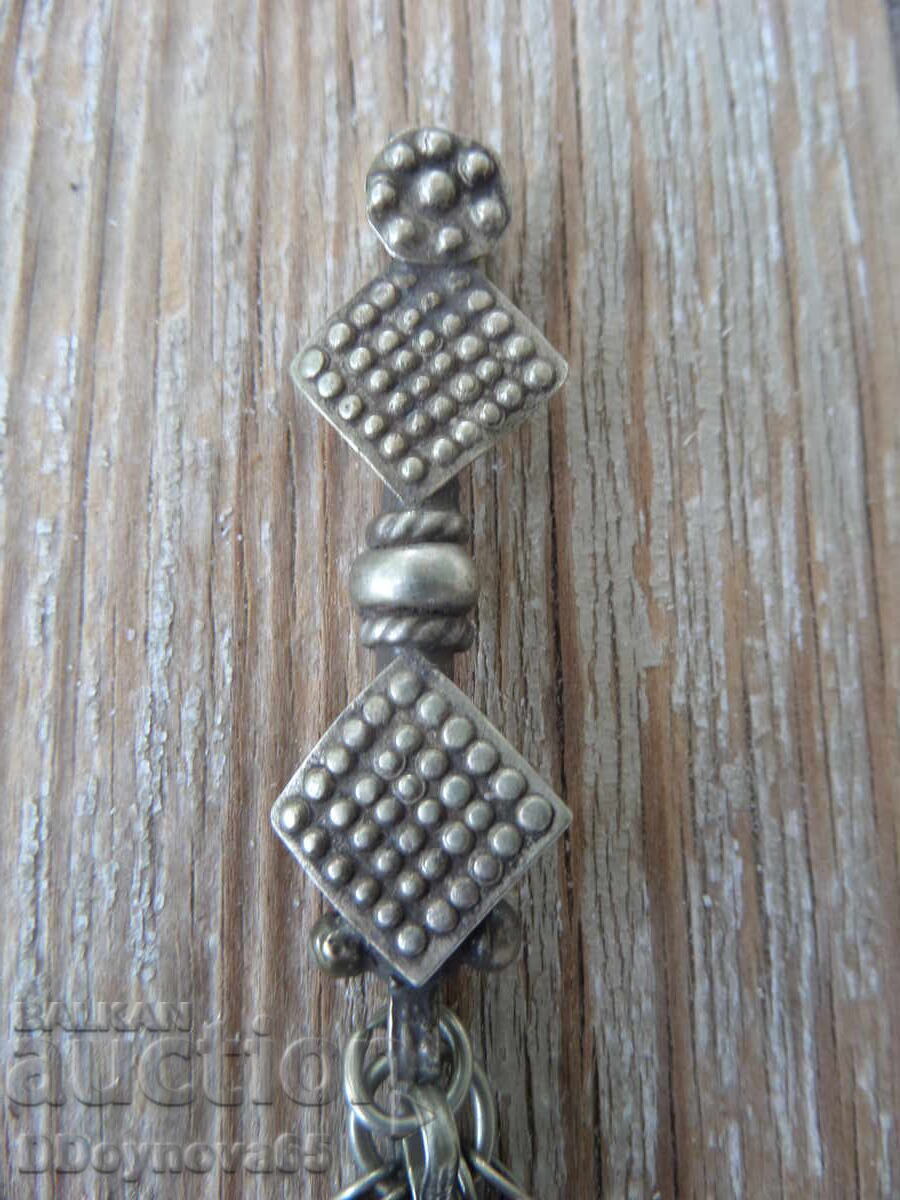 Δημοπρασία Παλιά κοσμήματα, σκουλαρίκια, βλεφαρίδες - 2τμχ