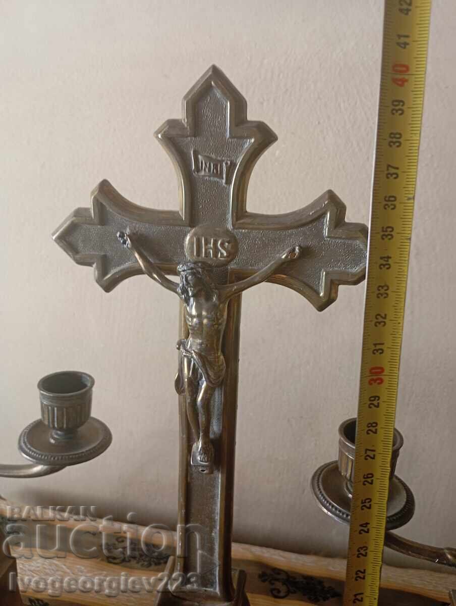 Auction  Crucifix set, cross with candlesticks