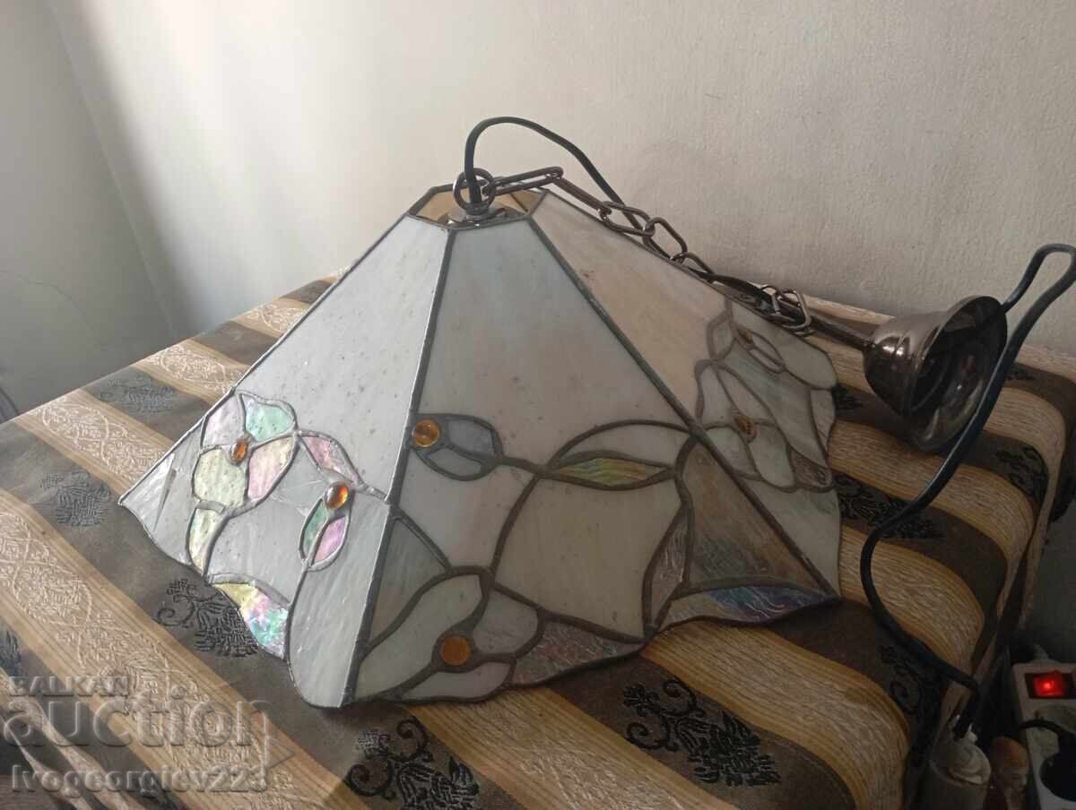 Πολυέλαιος, λάμπα οροφής τύπου Tiffany