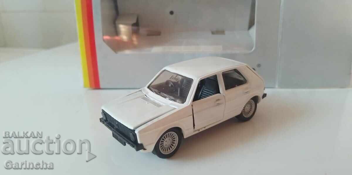 Μοντέλο VW Golf Gama Schuco BG 1/43 με τιμή € 20.00 | 39.12 BGN Μοντέλο VW Golf Gama Schuco BG 1/43 με τιμή € 20.00 | 39.12 BGN