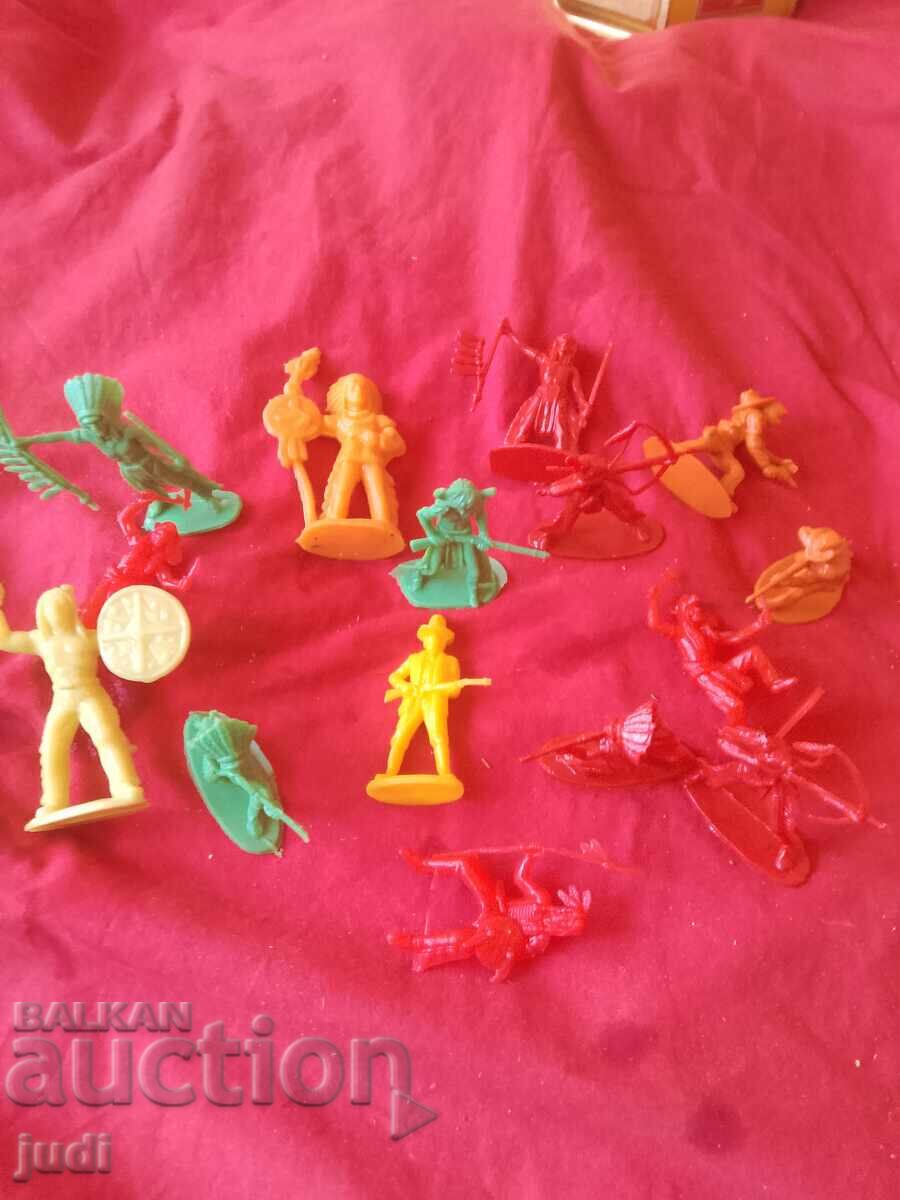 15 σοσιαλ καουμπόηδες και ινδιάνοι