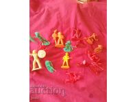 15 jucării cowboy și indieni