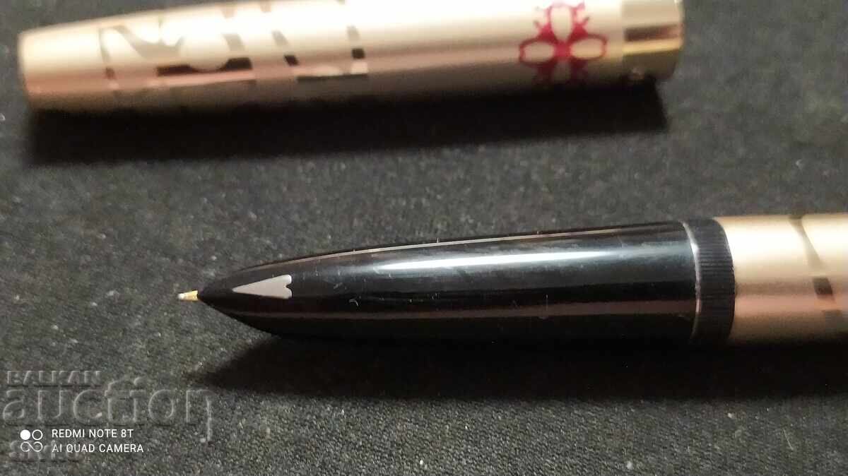 Auction Pen WHITE FEATHER Auction Pen WHITE FEATHER