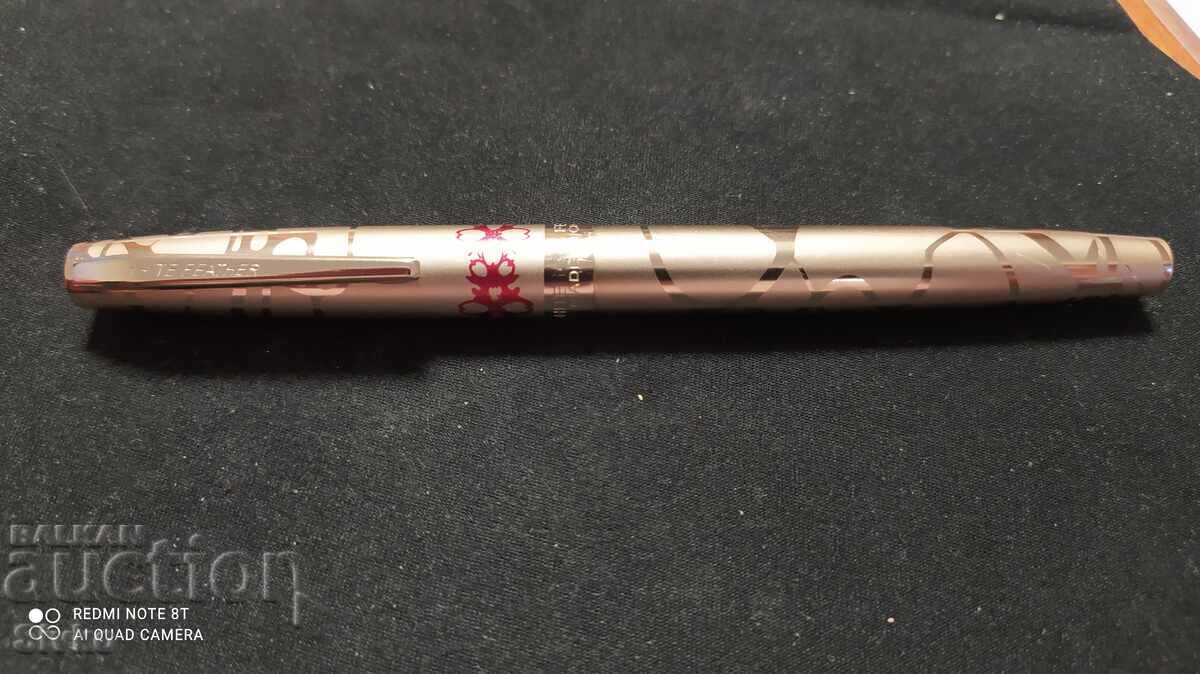 Pen WHITE FEATHER Pen WHITE FEATHER