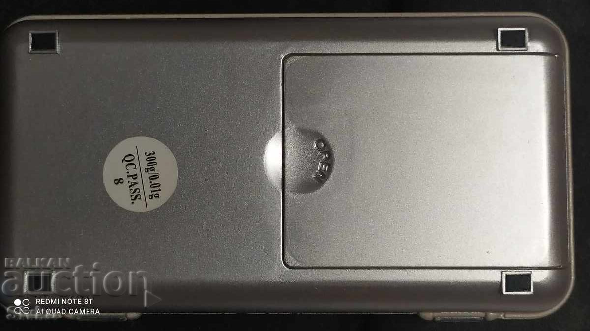 Electronic scale, works, the batteries might need replacing with price 4.99 BGN | € 2.55