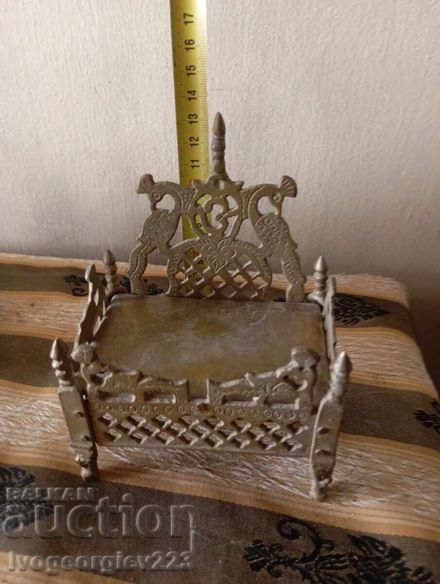 Θήκη κοσμημάτων, ρολογιού με τιμή 40.00 BGN | € 20.45