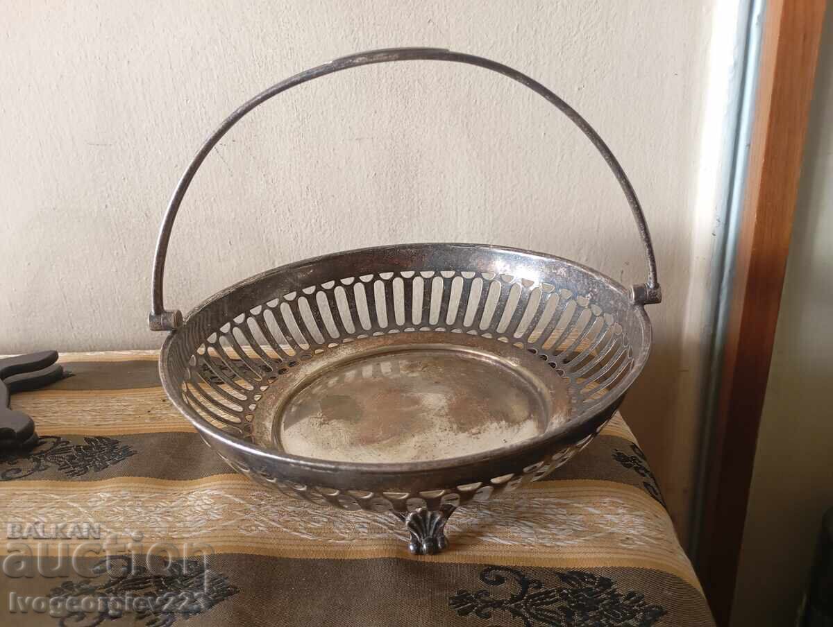 Κούπα, καλάθι αρτ ντεκό