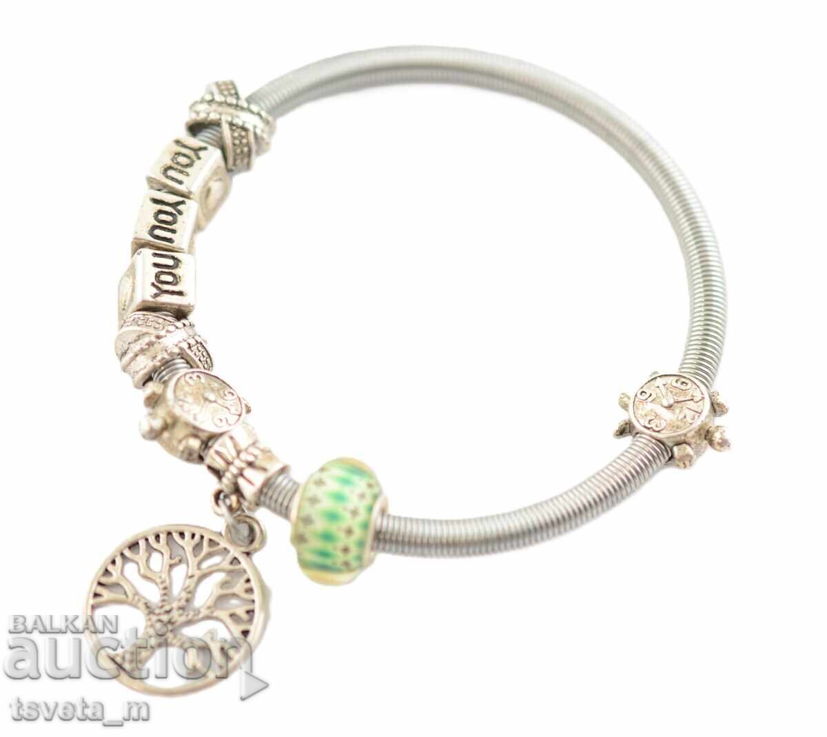 Auction  Women's Pandora-style bracelet with charms