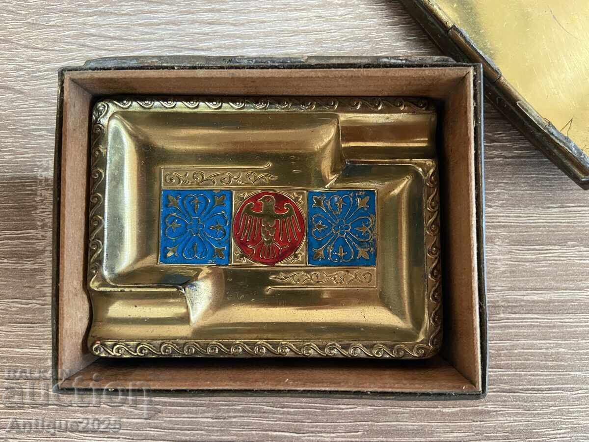 Винтидж комплект пепелници с герба на Чехословакия