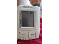 AUTOMATIC BLOOD PRESSURE MONITOR MEDISANA