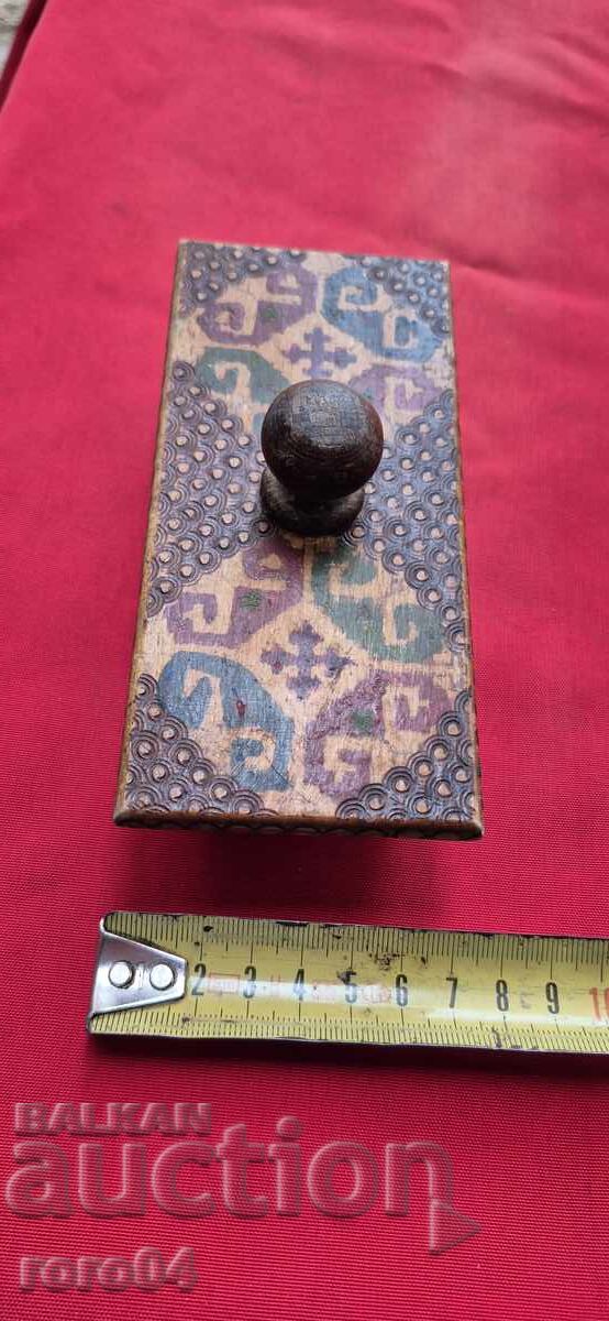 PRESPAPIE - WOOD - KINGDOM OF BULGARIA - 6