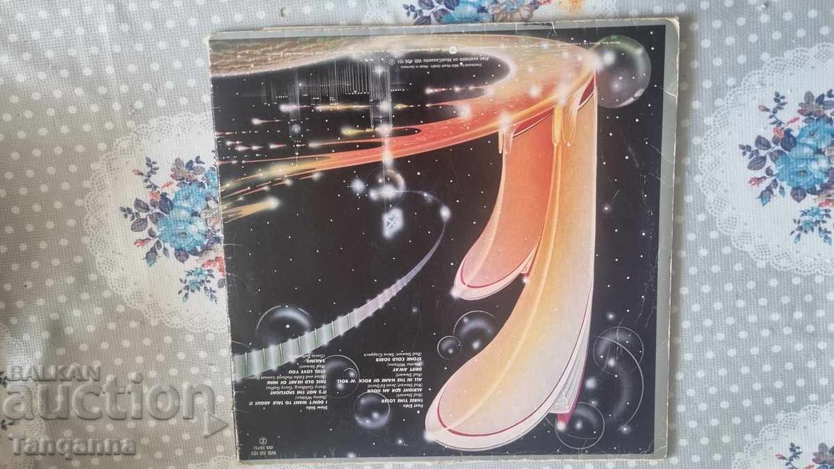 Δίσκος ποπ μουσικής με τιμή 12.00 BGN | € 6.14