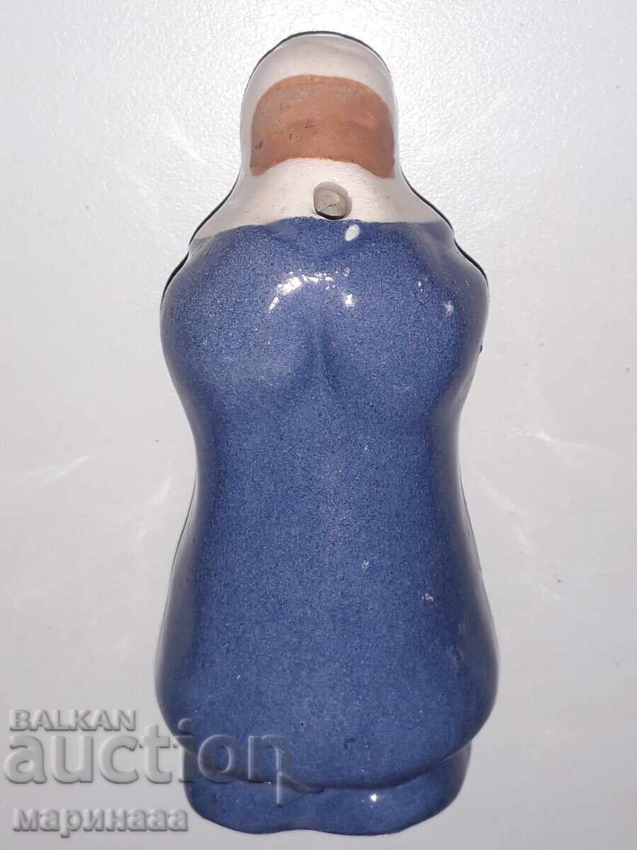 MASSIVE FIGURINE MASSIVE FIGURINE