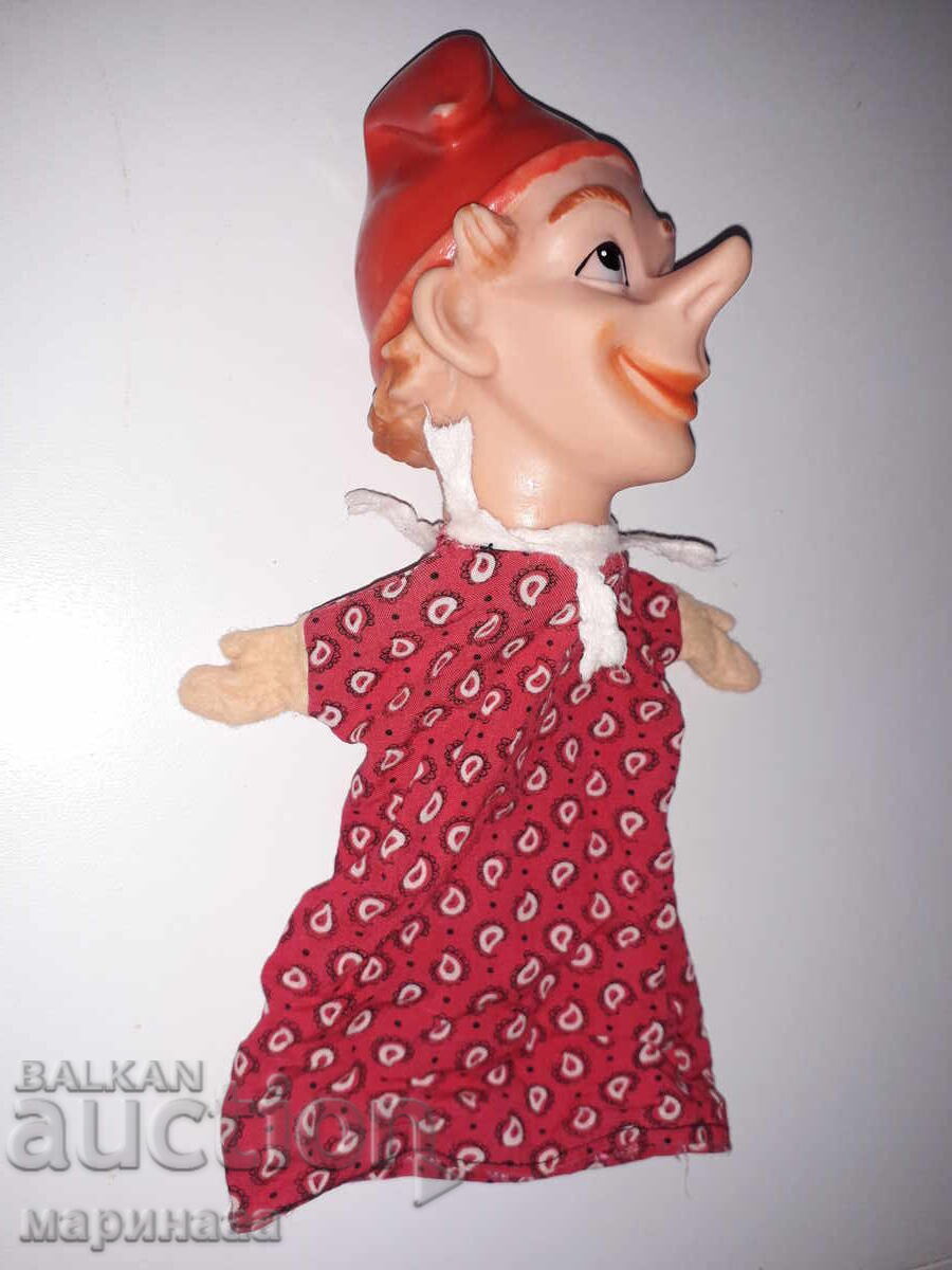 PĂPUȘĂ VECHE PENTRU MÂNĂ. GERMANIA cu preț 6.00 BGN | € 3.07 PĂPUȘĂ VECHE PENTRU MÂNĂ. GERMANIA cu preț 6.00 BGN | € 3.07