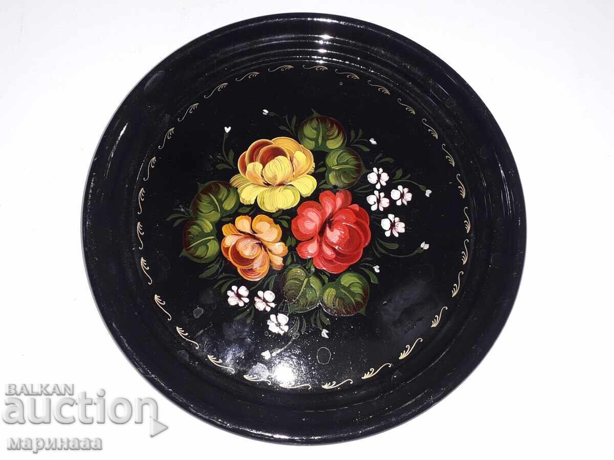 PAINTED PLATE. METAL. USSR