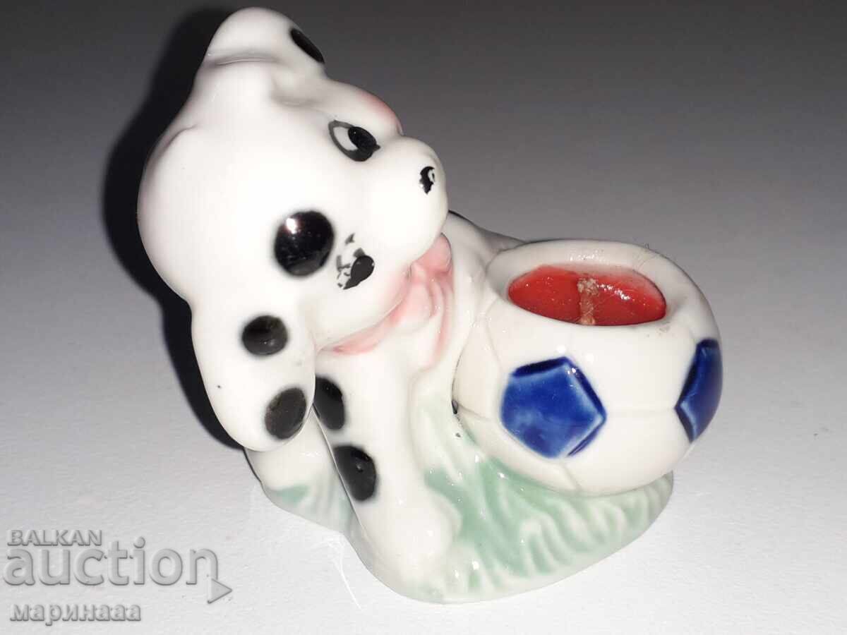 Auction  CANDLEHOLDER. FIGURINE. PORCELAIN