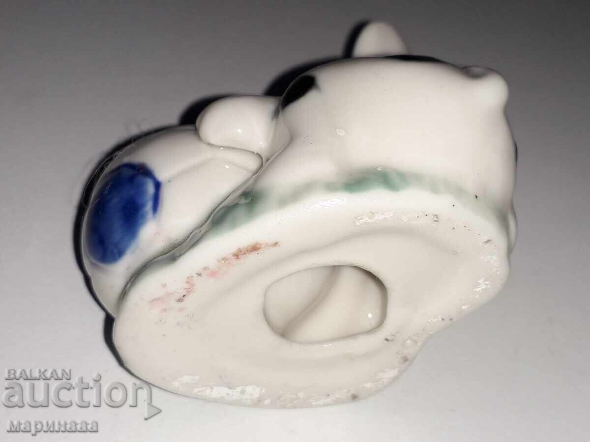 Delivery of CANDLEHOLDER. FIGURINE. PORCELAIN